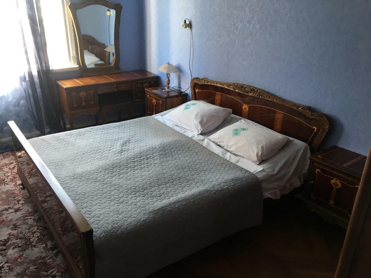 Hause Apartment Tskaltubo Luaran gambar